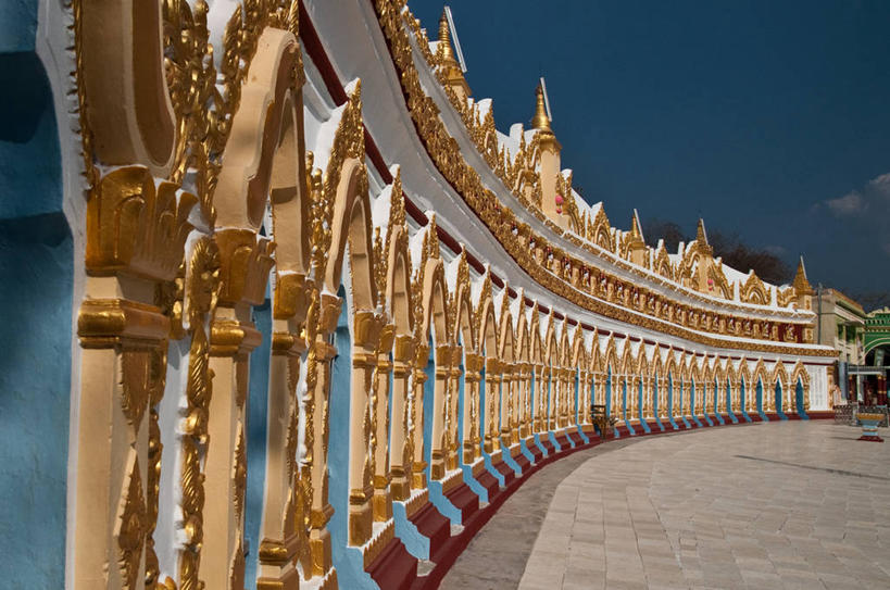 无人,横图,室外,白天,重复,建筑,缅甸,一排,整齐,历史,宝塔,排列,天空,摄影,宗教,宗教建筑,队列,美术工艺,实皆省,彩图,传统文化