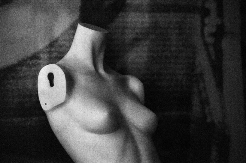 无人,商店,横图,黑白,室内,窗户,西班牙,欧洲,人造模特,一个,摄影,单个,南欧,西班牙王国,卡斯蒂利亚,卡斯蒂利亚拉曼查,卡斯蒂利亚拉曼恰,拉曼查,拉曼恰