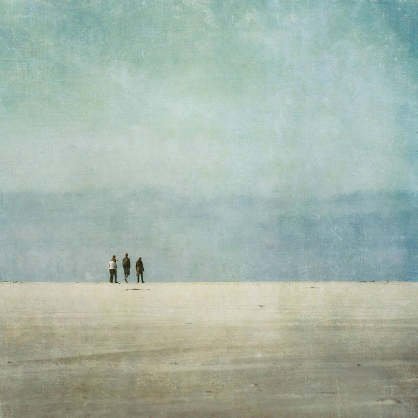 三个人,方图,室外,白天,留白,海洋,新西兰,朦胧,模糊,沙子,水平线,天空,摄影,达尼丁,海滩,休闲活动,步行,彩图