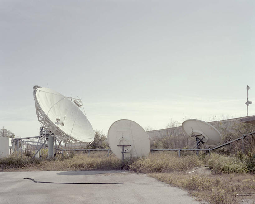 无人,横图,室外,白天,通讯,技术,美国,田地,草,天空,摄影,路易斯安那州,卫星天线,彩图