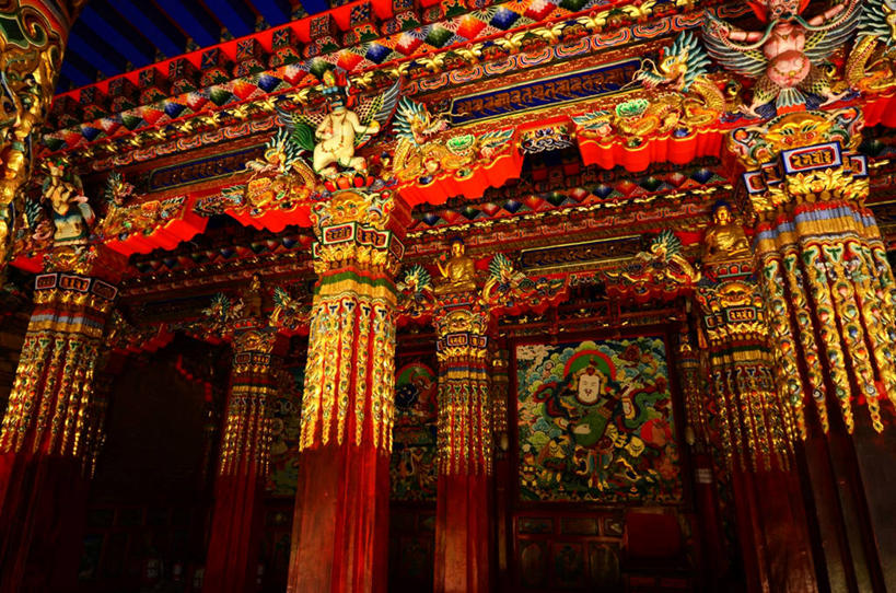 无人,横图,室内,白天,建筑,柱子,屋檐,红色,摄影,宗教,宗教建筑,修道院,甘肃省,美术工艺,彩图