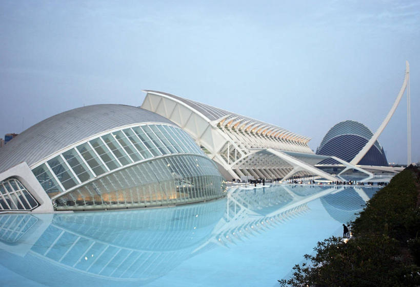 无人,横图,室外,白天,建筑,西班牙,反射,池塘,现代,天空,地标建筑,摄影,圆顶建筑,巴伦西亚省,彩图,艺术科学城