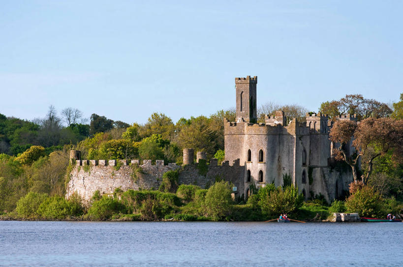 无人,横图,室外,白天,湖,植物,建筑,爱尔兰,城堡,岛,历史,树,自然,摄影,古堡,万里无云,彩图,爱尔兰文化