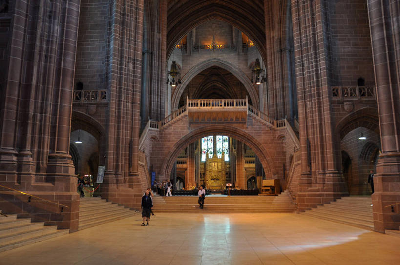 横图,室内,白天,楼梯,建筑,英国,柱子,拱门,历史,摄影,宗教,基督教,宗教建筑,利物浦,默西赛德郡,彩图,大教堂,传统文化