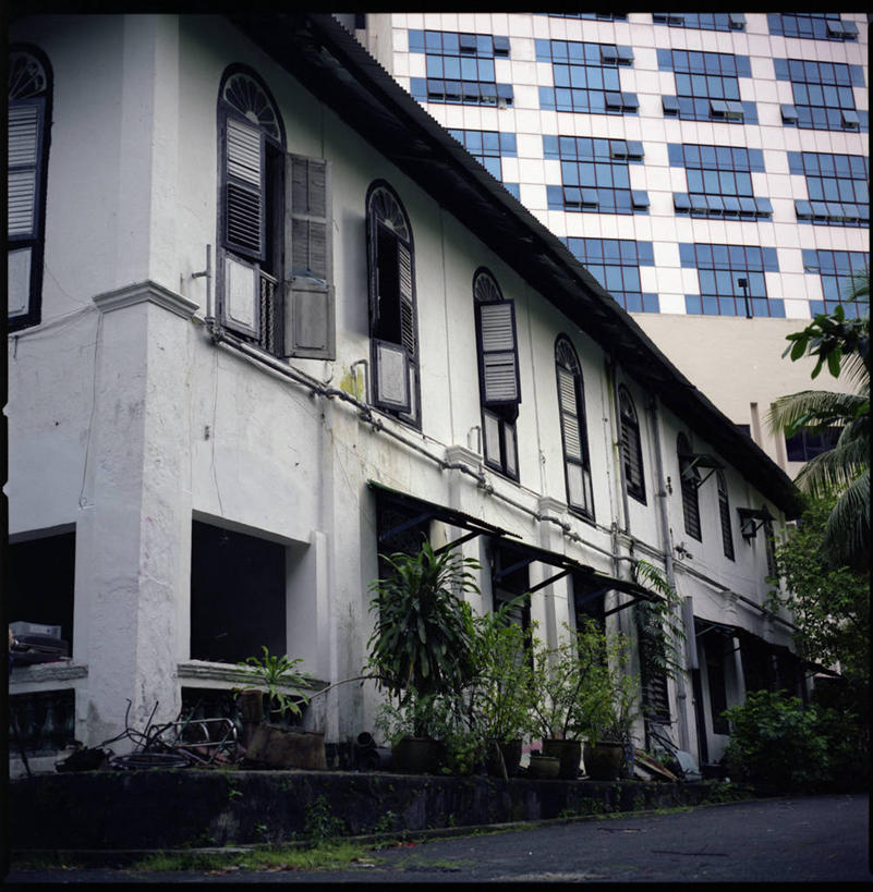 无人,竖图,室外,白天,植物,建筑,酒店,新加坡,废弃,摄影,报废,废物,丢弃,放弃,抛弃,摈弃,彩图,屏弃,摈斥,摒除