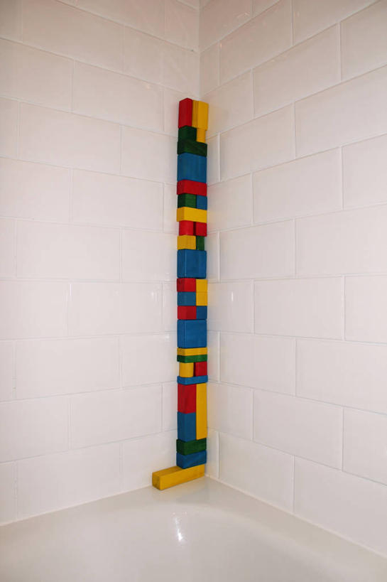 无人,竖图,室内,玩具,英国,堆叠,白色,平衡,摄影,块状,砖地,创造力,想法,彩图