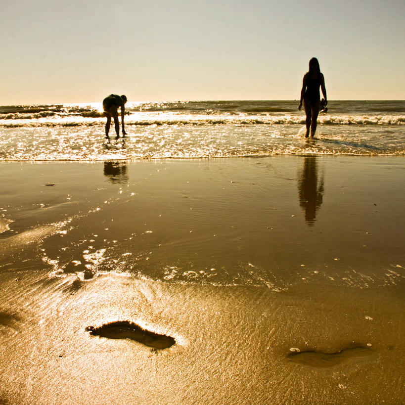 成年人,两个人,站,方图,室外,度假,海洋,美景,日落,法国,巴黎,欧洲,湿,弯腰,脚印,反射,沙子,景观,水平线,首都,自然,景色,摄影,享乐,西欧,法兰西,自然风光,剪影,万里无云,法兰西共和国,法兰西第五共和国,法兰西岛,法兰西岛大区,北部.加来海峡,北部.加来海峡大区,诺尔.加莱大区,加来,加来海峡省,男人,女人,海滩,休闲活动,彩图,加莱,巴黎省,巴黎市