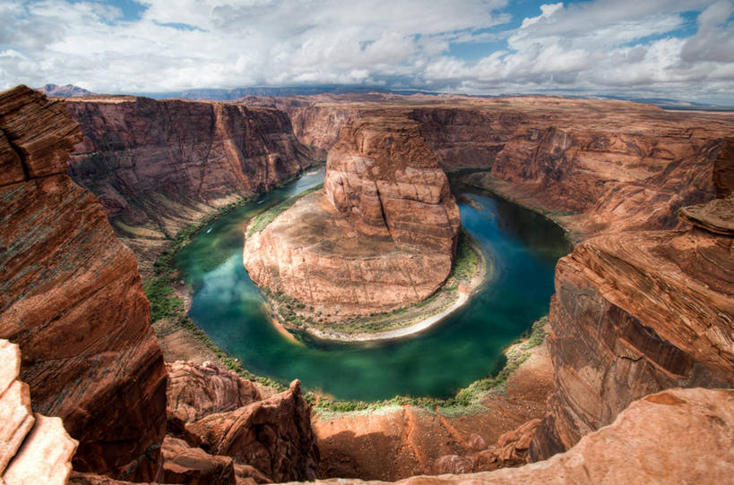 无人,横图,俯视,室外,白天,河流,峡谷,墨西哥,美国,地形,云,天空,自然,陡峭,摄影,宁静,北美,北美洲,美洲,沉积岩,洛矶山脉,落基山脉,北亚美利加洲,亚美利加洲,墨西哥合众国,仙人掌王国,科罗拉多河,地质学,自然地理,岩石,彩图,高角度拍摄,马蹄湾,美利坚合众国,广角