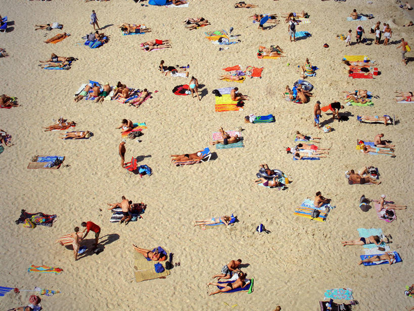 躺,横图,俯视,室外,白天,度假,西班牙,沙子,许多人,一群人,放松,摄影,享乐,群众,马略卡,沙滩垫,海滩,彩图,高角度拍摄