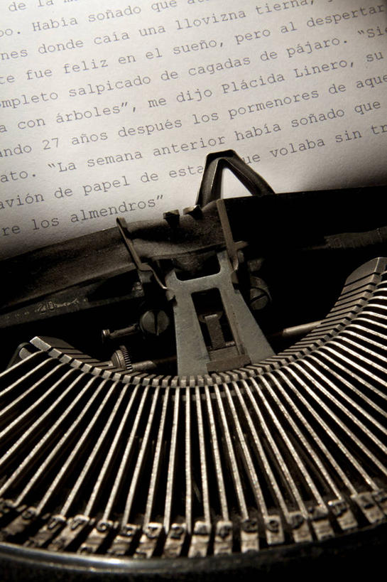 无人,竖图,室内,特写,白天,通讯,西班牙,数字,纸,古典,摄影,英文字母,部分,发短信,打字机,彩图