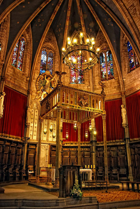 无人,竖图,室内,建筑,西班牙,雕像,摄影,照亮,罗马式,基督教,宗教建筑,祭坛,水晶吊灯,莱里达省,莱里达,彩图,大教堂,圣玛丽亚