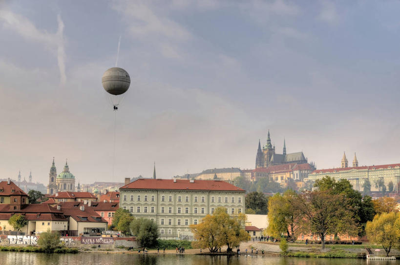 无人,码头,横图,室外,白天,港口,欧洲,捷克,云,首都,树,天空,热气球,摄影,宗教,宗教建筑,中欧,捷克共和国,布拉格,圣维特大教堂,圣维特主教座堂,彩图,摆渡口,埠头,大教堂,渡口,渡头,港湾,海港,货运码头,口岸,商港,布拉格历史中心