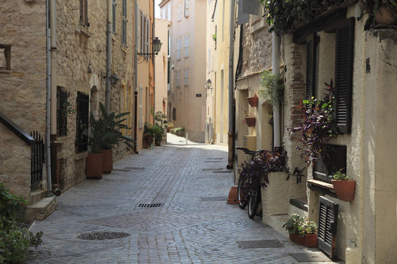无人,横图,室外,白天,建筑,街道,自行车,法国,欧洲,墙,古城,靠,靠着,摄影,宁静,停止,普罗旺斯,地中海文化,暂停,法国文化,停滞,滨海阿尔卑斯,彩图,安提布