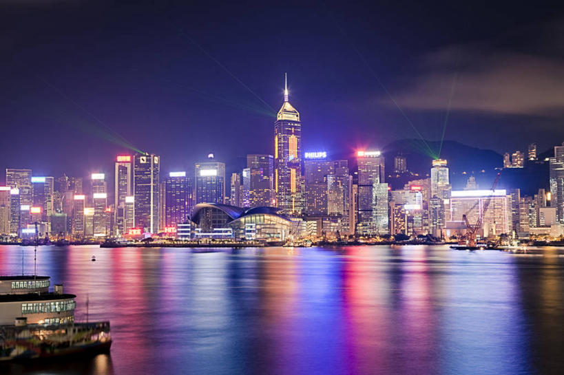 无人,横图,室外,夜晚,度假,激光,海洋,美景,城市风光,城市,建筑,船,香港,反射,光束,景观,娱乐,维多利亚港,天空,享受,休闲,景色,放松,摄影,宁静,照亮,尖沙咀,彩图,海港