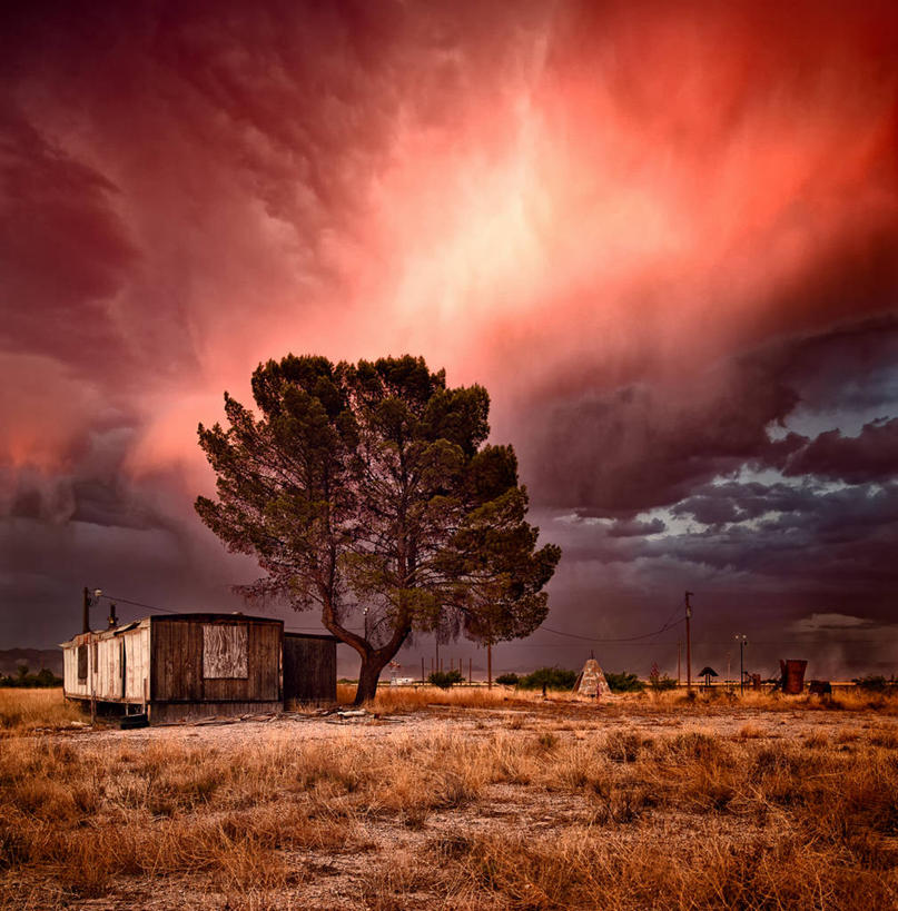 无人,竖图,室外,美景,日落,美国,废弃,生锈,地形,景观,乌云,天气,草,自然,景色,摄影,报废,宁静,腐蚀,侵蚀,废物,亚利桑那,自然风光,下降,丢弃,放弃,抛弃,腐化,摈弃,锈迹斑斑,彩图,屏弃,摈斥,摒除,季候风