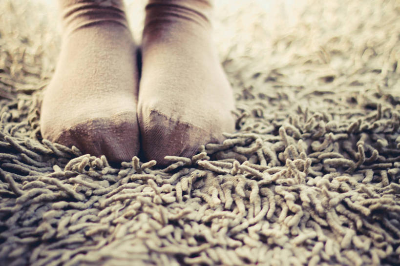 腿,无人,站,横图,室内,特写,白天,地毯,印度,褐色,首都,袜子,人体,摄影,保护,部分,新德里,四肢,彩图