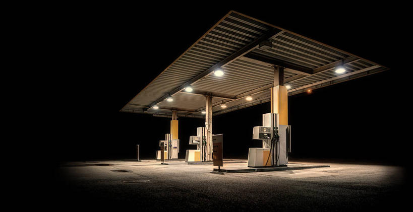 无人,横图,室外,夜晚,瑞典,摄影,加油站,能源,宁静,照亮,照明设备,加油机,马尔默,彩图