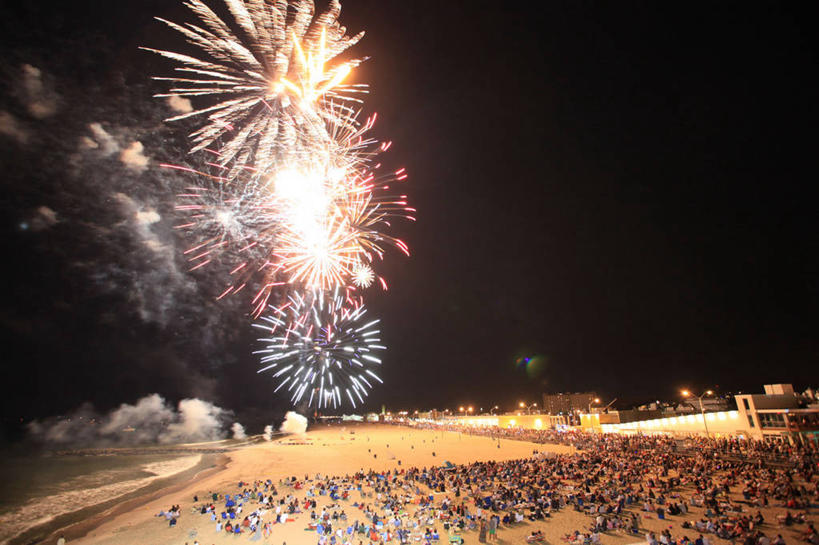 无人,横图,室外,夜晚,美国,庆祝,火花,许多人,天空,一群人,烟,摄影,照亮,享乐,群众,新泽西,彩图