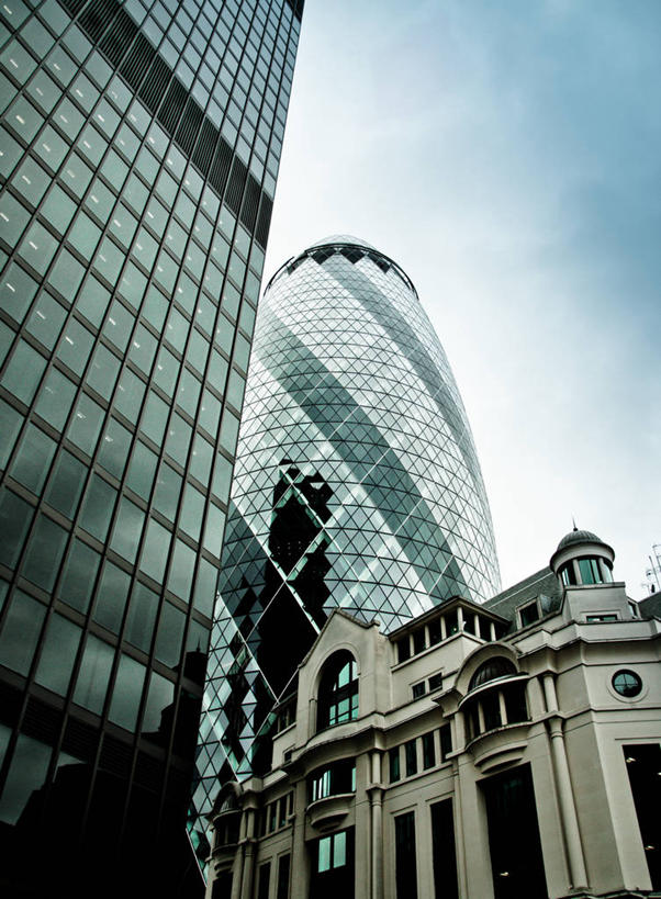 无人,竖图,室外,白天,仰视,度假,美景,城市风光,城市,建筑,英国,景观,塔,首都,娱乐,天空,享受,休闲,景色,放松,摄影,瑞士再保险塔,金融区,彩图,低角度拍摄