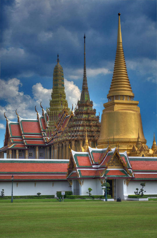 无人,寺庙,宫殿,竖图,室外,白天,建筑,曼谷,泰国,云,首都,历史,佛塔,天空,摄影,佛教,玉佛寺,宗教建筑,泰国文化,彩图