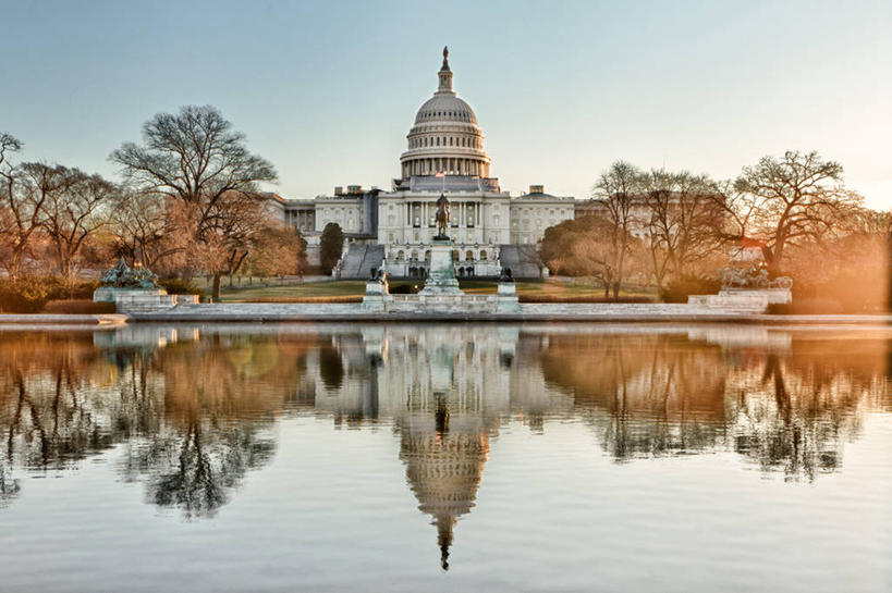 无人,横图,室外,城市,建筑,日光,美国,反射,黎明,首都,国会大厦,树,摄影,圆顶建筑,政府,华盛顿特区,国会大楼,万里无云,死水,彩图