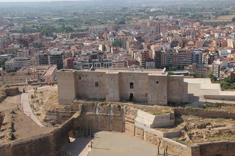 无人,横图,俯视,室外,白天,度假,美景,城市风光,城市,建筑,西班牙,城堡,景观,历史,娱乐,地标建筑,享受,休闲,景色,放松,摄影,莱里达省,彩图,高角度拍摄