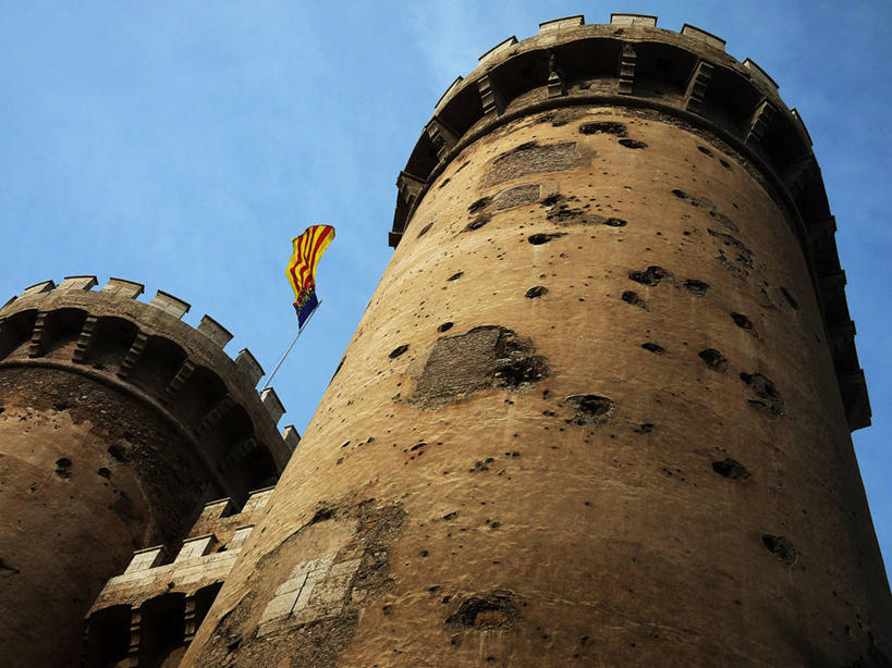 无人,横图,室外,白天,建筑,西班牙,塔,注视,历史,城墙,天空,地标建筑,观察,看,摄影,观看,察看,关注,巴伦西亚省,西班牙国旗,彩图