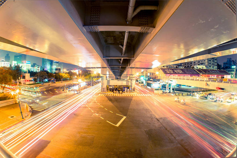 无人,横图,室外,夜晚,长时间曝光,度假,美景,城市风光,城市,建筑,台湾,发光,景观,路口,交通,首都,娱乐,享受,休闲,景色,放松,运输,摄影,迅速,照亮,台北,彩图