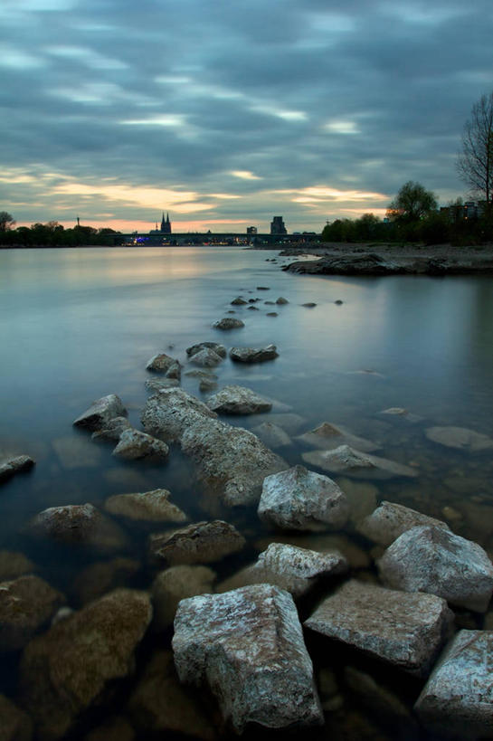 无人,竖图,室外,海洋,河流,美景,日落,德国,景观,云,风景,天空,自然,景色,摄影,宁静,自然风光,德国文化,科隆大教堂,科隆,莱茵河,岩石,彩图,大教堂
