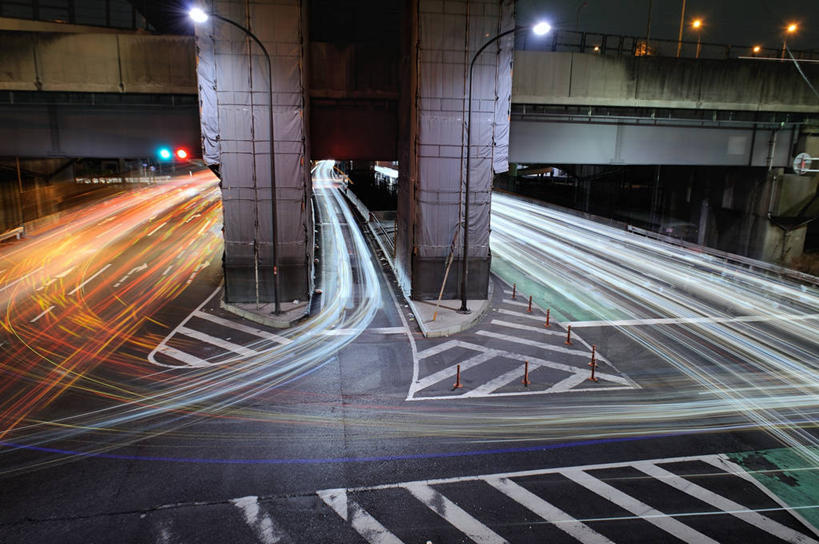 无人,横图,室外,夜晚,长时间曝光,城市,道路,街道,路,路灯,公路,汽车,爱知县,名古屋,日本,日本文化,路标,路口,交通,运输,摄影,迅速,照亮,马路,彩图