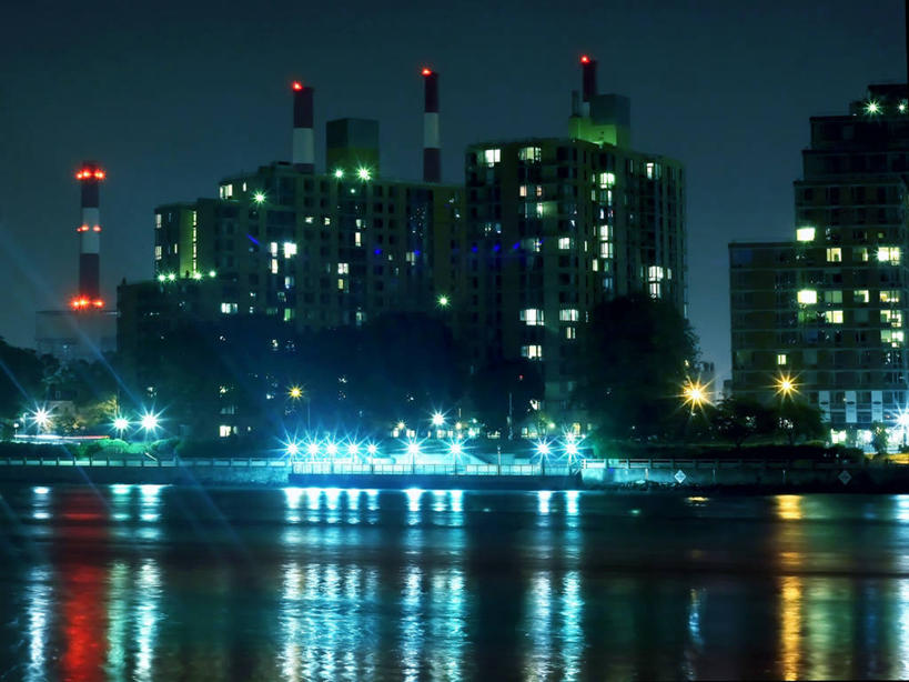 无人,横图,室外,夜晚,度假,烟囱,河流,美景,天际线,城市风光,城市,摩天大楼,纽约,美国,反射,景观,娱乐,享受,休闲,景色,放松,摄影,宁静,照亮,北美,北美洲,美洲,纽约市,纽约州,帝国之州,帝国州,北亚美利加洲,亚美利加洲,罗斯福岛,美利坚合众国,东河