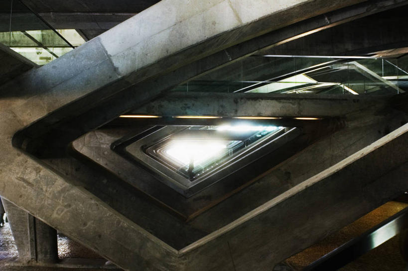 无人,横图,室外,白天,建筑,车站,葡萄牙,形状,站台,首都,现代,月台,里斯本,运输,摄影,支撑