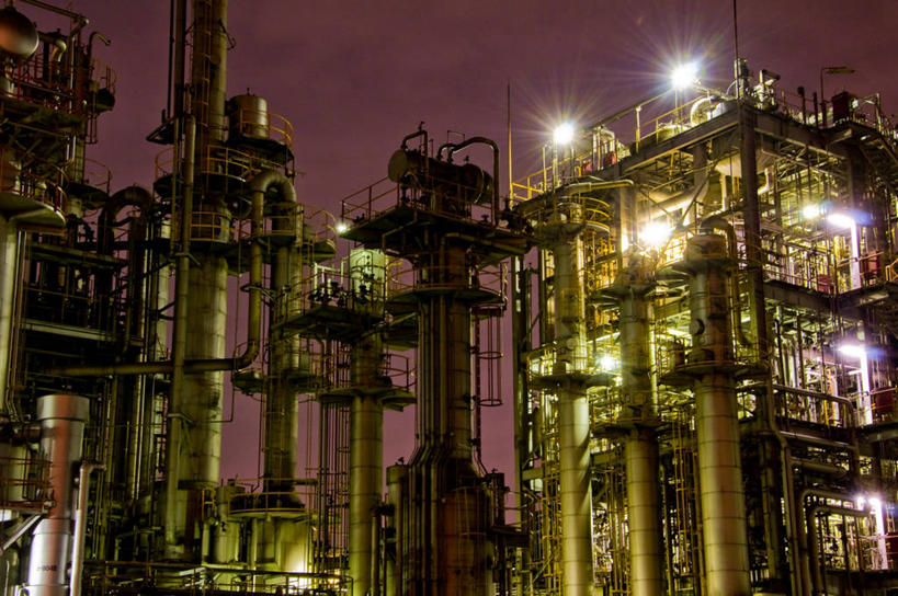 无人,工厂,横图,室外,夜晚,技术,建筑,日本,管子,光亮,管道,顶部,天空,工业,摄影,部分,照亮,东亚,工业建筑