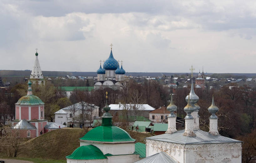 无人,教堂,横图,室外,白天,建筑,俄罗斯,历史,树,自然,地标建筑,摄影,宗教,环境,圆顶建筑,宗教建筑,灵性,旅行,大教堂,苏兹达尔,传统文化,俄罗斯文化