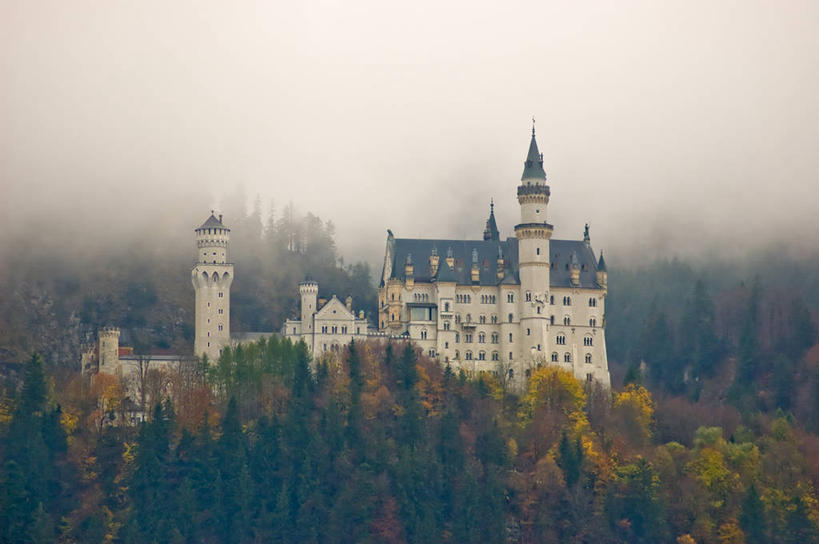 无人,横图,室外,白天,森林,雾,建筑,德国,城堡,历史,风景,自然,地标建筑,摄影,德国文化,中欧,新天鹅城堡,巴伐利亚,旧天鹅堡,旅行