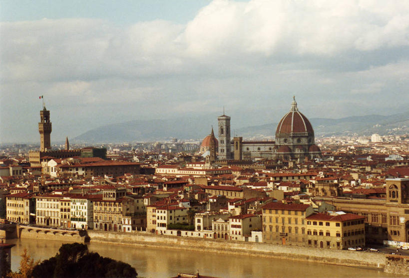 无人,教堂,横图,室外,白天,度假,河流,美景,城市风光,城市,建筑,意大利,佛罗伦萨,欧洲,景观,云,历史,娱乐,天空,地标建筑,享受,休闲,景色,放松,摄影,托斯卡纳,圆顶建筑,南欧,意大利文化,托斯卡纳区,亚诺河,意大利共和国,首府,维琪奥王宫,百花之城,翡冷翠,托斯卡纳大区,韦奇奥宫,旅行,大教堂,佛罗伦斯,佛罗伦斯省