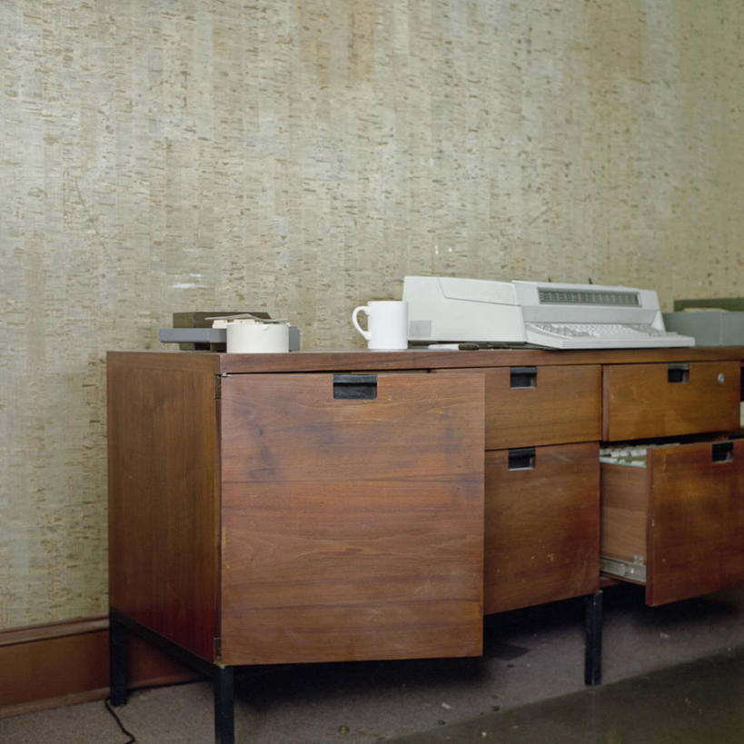 无人,方图,室内,商务,技术,家具,抽屉,美国,书桌,马克杯,摄影,北美,北美洲,打字机,美洲,亚特兰大,乔治亚州,北亚美利加洲,亚美利加洲,美利坚合众国