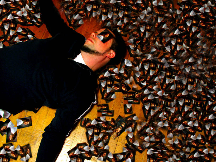 西方人,成年人,中年人,胡须,头发,一个人,横图,照片,室内,白天,欧洲,美国,欧洲人,仅一个男性,仅一个人,仅一个中年男性,丰富,黑色,摄影,北美,北美洲,逼迫,强迫,记忆,美洲,北亚美利加洲,亚美利加洲,明尼苏达,男人,男性,中年男性,白种人,胡子,络腮胡,仰卧,彩图,美利坚合众国,短发,强制,胁迫