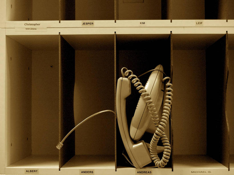 无人,办公室,横图,室内,白天,通讯,丹麦,电缆,联系,图像,架子,摄影,幽默,斯堪狄纳维亚半岛,想法,座机,彩图