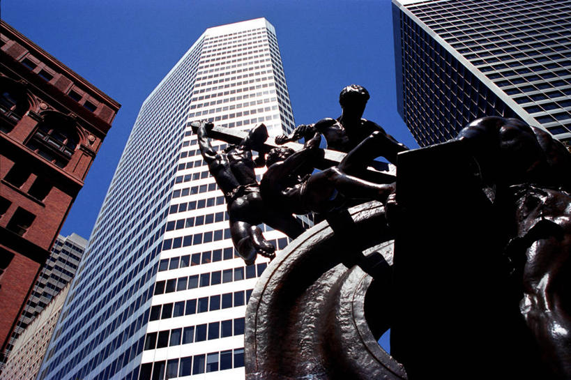 无人,横图,室外,白天,仰视,城市,建筑,摩天大楼,雕塑,美国,天空,摄影,北美,北美洲,加利福尼亚,美洲,比例,旧金山,北亚美利加洲,亚美利加洲,金融区,彩图,低角度拍摄,美利坚合众国