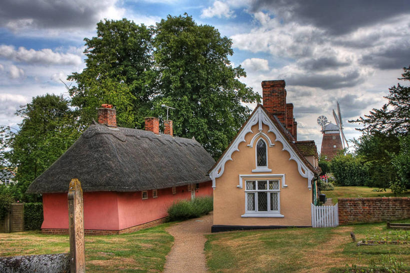 无人,家,横图,室外,白天,别墅,建筑,风车,英国,房屋,屋顶,屋子,草屋,乡村,公寓,小路,顶棚,历史,洋房,楼房,住宅,树,茅草屋,摄影,北欧,艾塞克斯大学,彩图,旅行,房子,茅舍,茅屋,小屋,传统文化