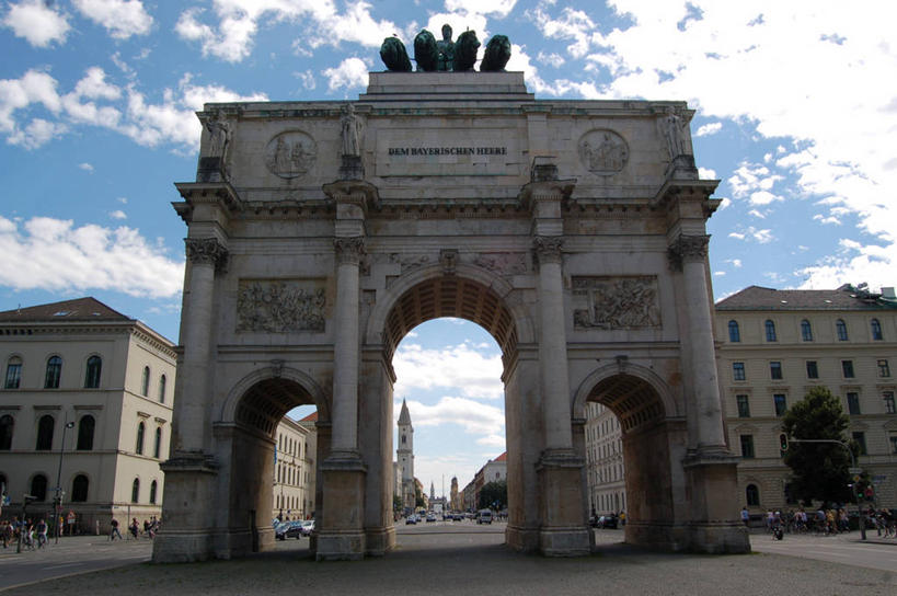 广场,横图,室外,白天,仰视,建筑,德国,凯旋门,雕像,古城,宏伟,历史,慕尼黑,摄影,古典风格,彩图,低角度拍摄,旅行