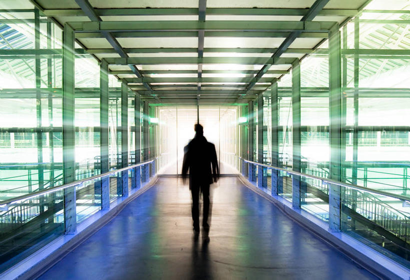 成年人,一个人,机场,横图,室内,白天,德国,仅一个男性,朦胧,模糊,慕尼黑,运输,摄影,抵达,剪影,慕尼黑机场,步行,彩图,旅行