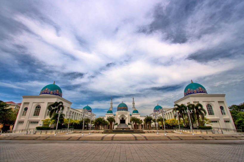 无人,横图,室外,白天,建筑,棕榈树,马来西亚,对称,云,台阶,摄影,伊斯兰教,圆顶建筑,清真寺,吉打州,彩图,马来文化