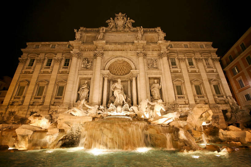 无人,广场,横图,室外,夜晚,仰视,城市,建筑,喷泉,意大利,柱子,首都,地标建筑,摄影,意大利文化,特莱维喷泉,彩图,低角度拍摄