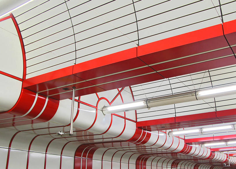 无人,横图,室内,仰视,天花板,建筑,德国,地铁站,现代,慕尼黑,红色,白色,摄影,彩图,低角度拍摄