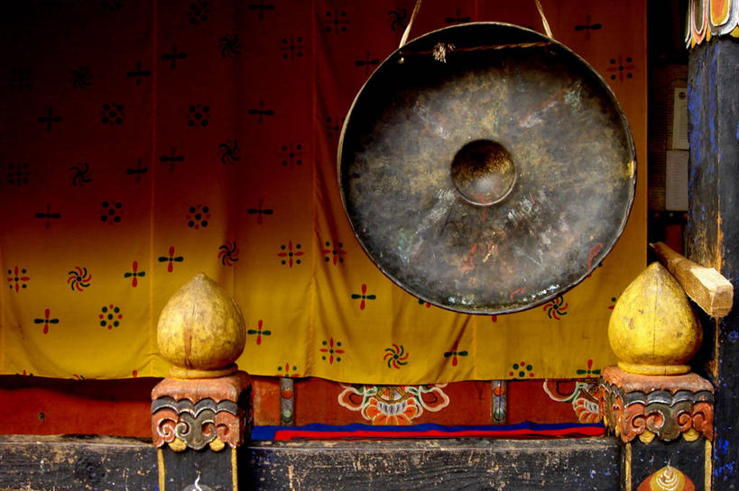 无人,横图,室内,白天,不丹,吊挂,悬挂,挂,摄影,宗教,佛教,宁静,部分,灵性,巴罗,彩图,雕刻术,佛钵