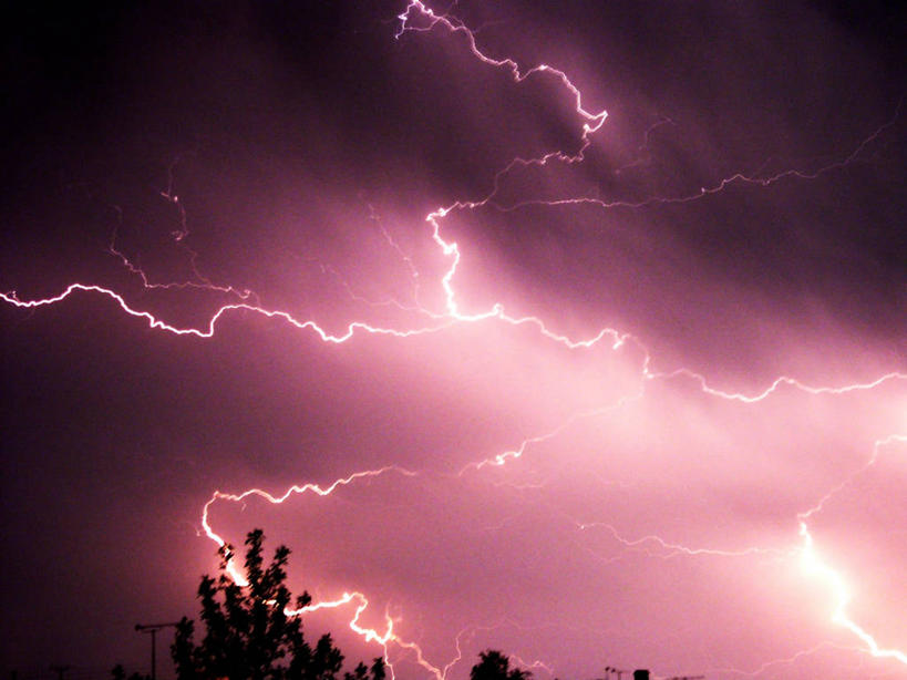 无人,横图,室外,夜晚,闪电,暴风雨,英国,天气,紫色,天空,摄影,明亮,照亮,恐怖,危险,彩图