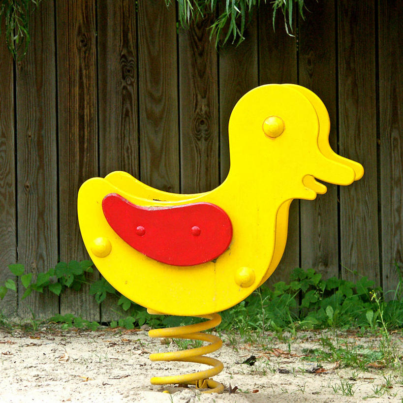 无人,方图,室外,特写,白天,侧面,游乐场,德国,鸭子,沙子,篱笆,一个,黄色,滑梯,童年,摄影,单个,螺线,彩图