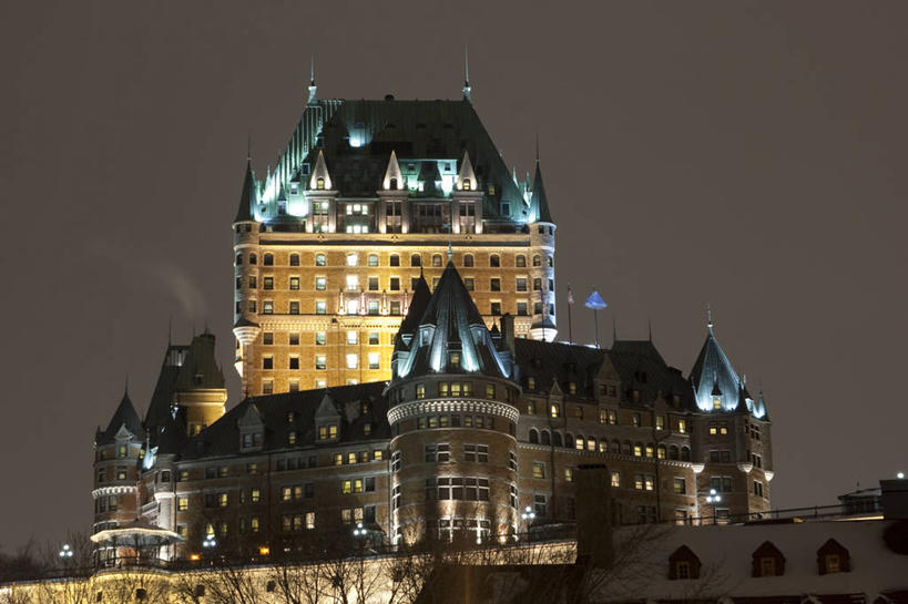 无人,横图,室外,夜晚,建筑,酒店,城堡,冬天,地标建筑,摄影,宁静,照亮,住房,哥特式风格,彩图